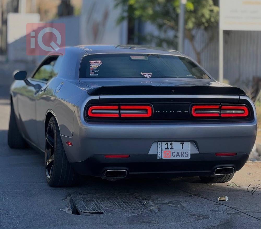 Dodge Challenger